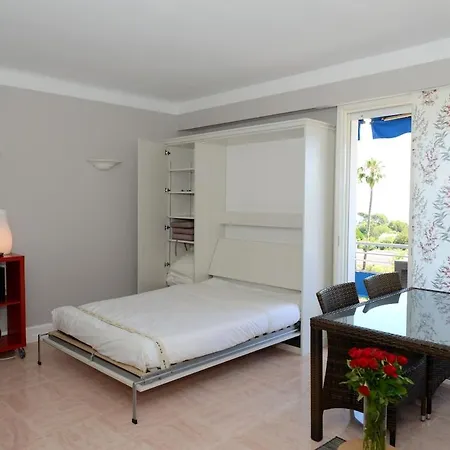 Apartment Comfortable Appt For 4 Terrasse Parking Wifi Ac